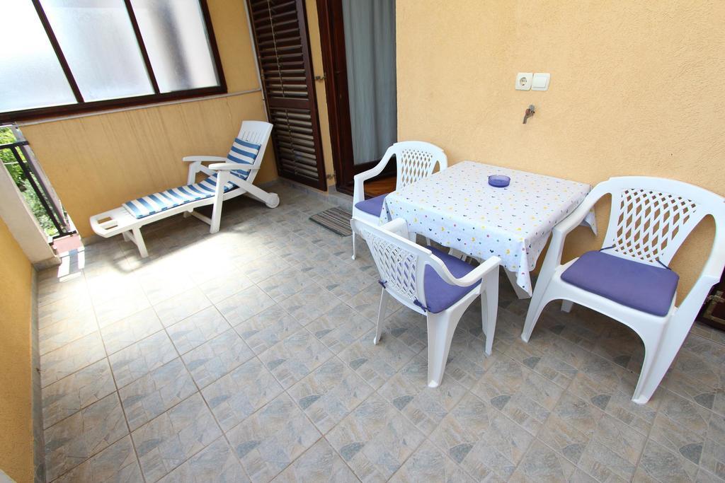 Apartments Lora Rovinj Exterior photo